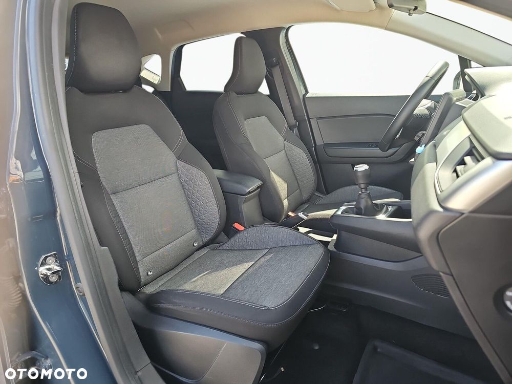 Renault Captur - 13