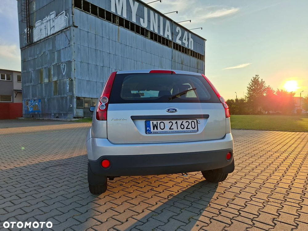 Ford Fiesta 1.3 - 12