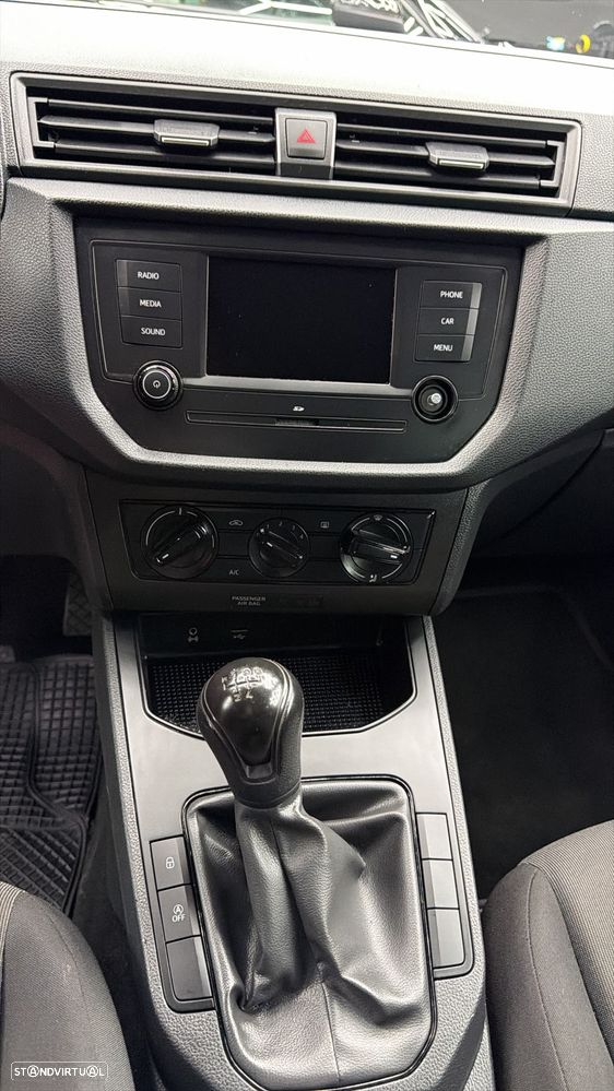 SEAT Arona - 4