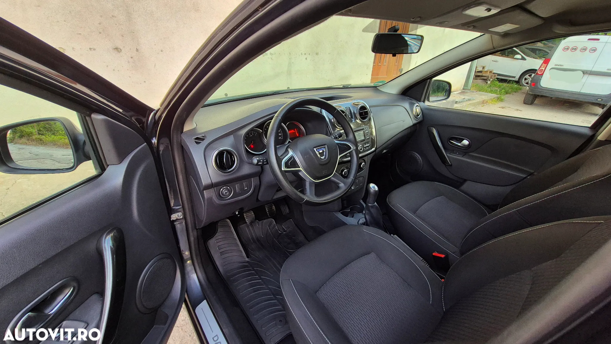 Dacia Sandero 0.9 TCe Laureate - 7