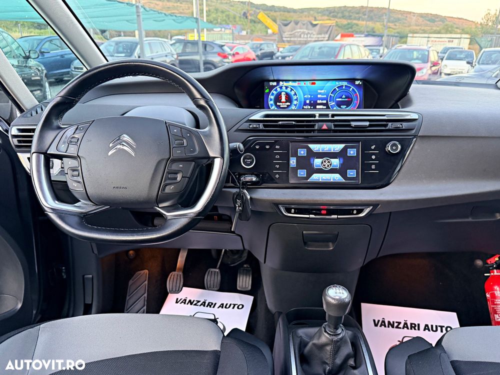 Citroën C4 Grand Picasso PureTech 130 Stop&Start SHINE - 18
