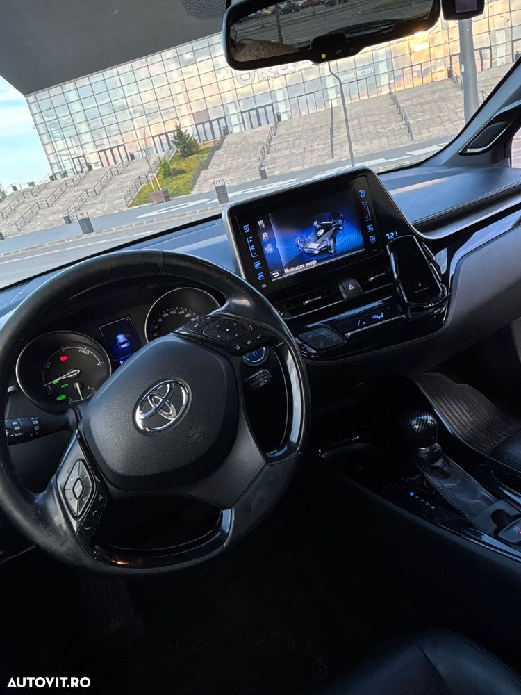 Toyota C-HR 1.8 HSD 4x2 CVT C-lassy LED - 6