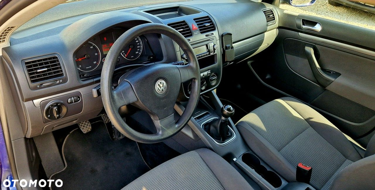 Volkswagen Golf 1.9 TDI Comfortline - 23
