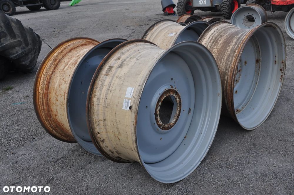 Felga 18x38 Massey Ferguson 7480 6480 6485 6490 - 1
