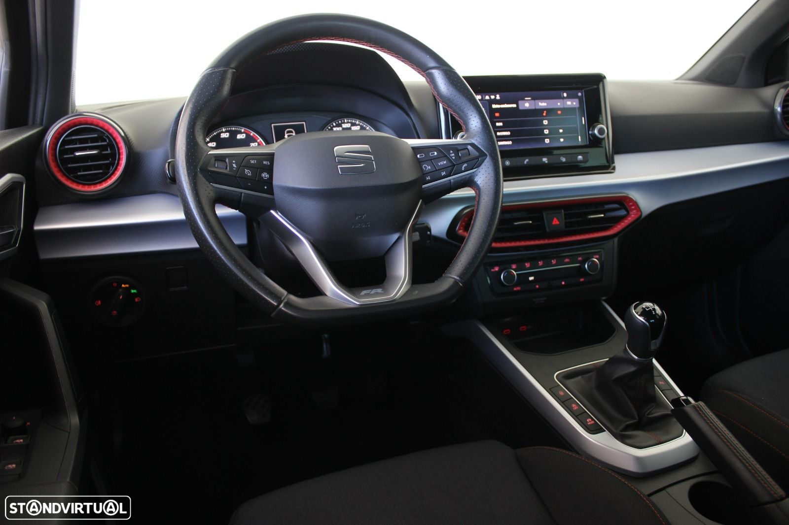 SEAT Arona 1.0 TSI FR - 21