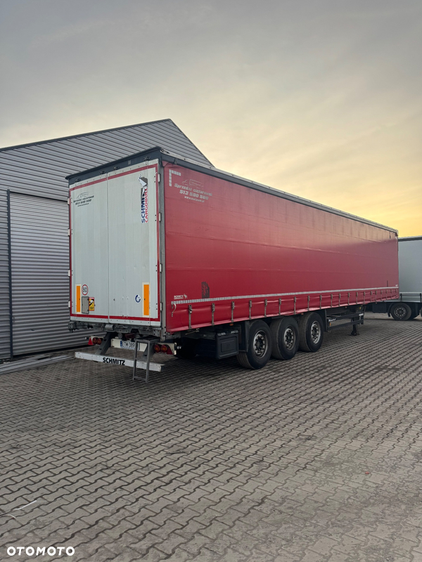 Schmitz Cargobull 2013 standard