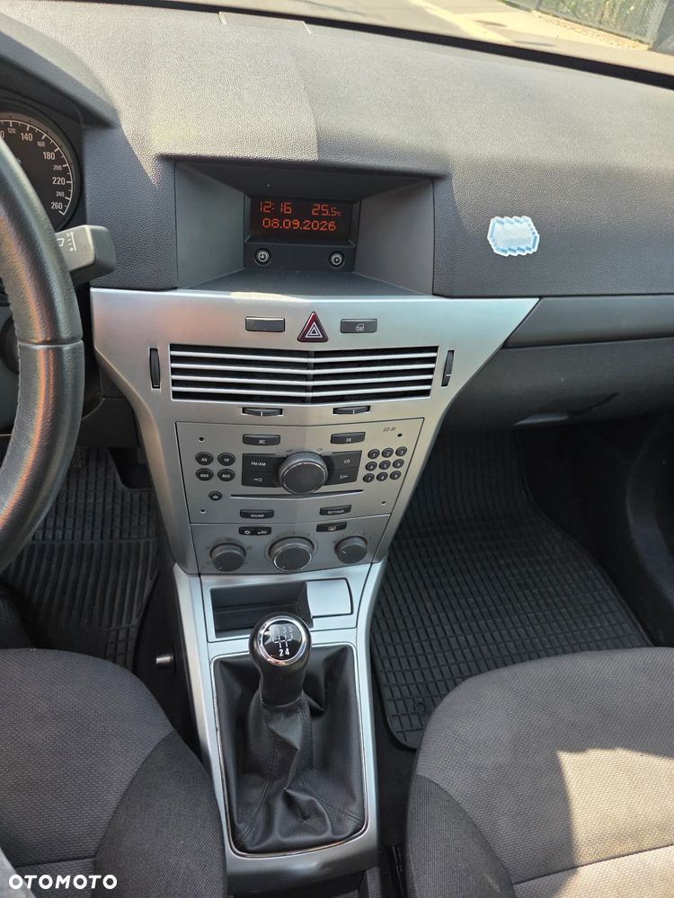 Opel Astra 1.6 - 14