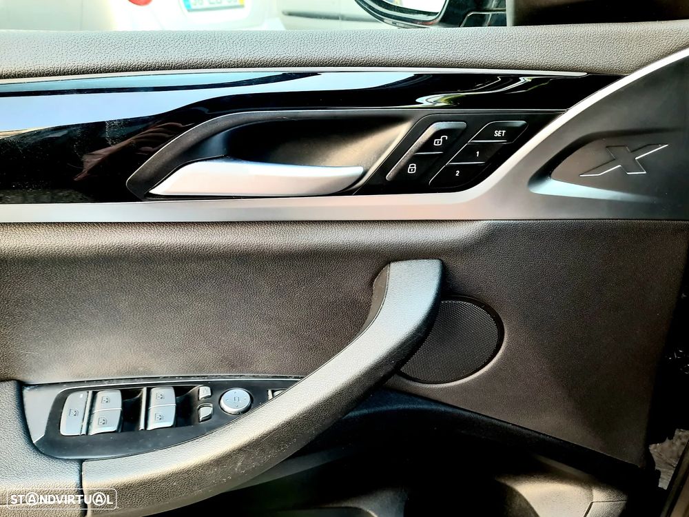 BMW iX3 M Sport Impressive - 12