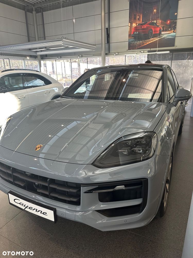 Porsche Cayenne Standard - 4