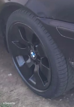 BMW Seria 7 750i - 24