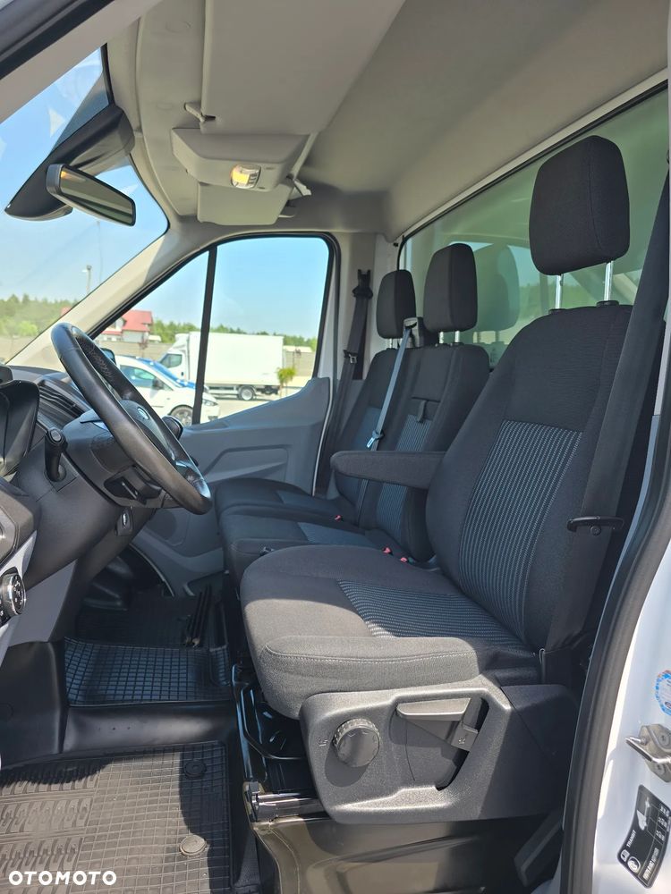 Ford TRANSIT 350-170 IZOTERMA WINDA 750Kg 48 Tyś Km SERWIS ASO FORD DO OSTATNIEGO Km SALON PL STAN JAK NOWY TEMPOMAT KLIMA ELKTRYKA ASYSTEN KIEROWCY WZMOCNIONE TYLNE ZAWIESZENIE RESOR + PODUSZKI PNEŁMATYCZNE - 37