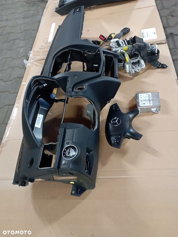 MERCEDES W204 C KLASA KONSOLA AIRBAG PASY SCHOWEK KOMPLET PRZEDLIFT EUROPA - 3