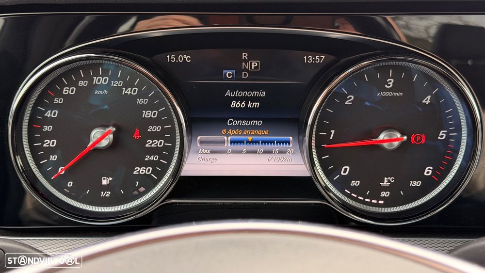 Mercedes-Benz E 220 d AMG Line - 60