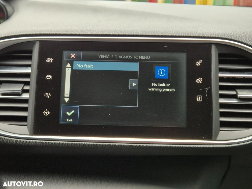 Peugeot 308 1.6 e-HDI FAP STT Allure - 27