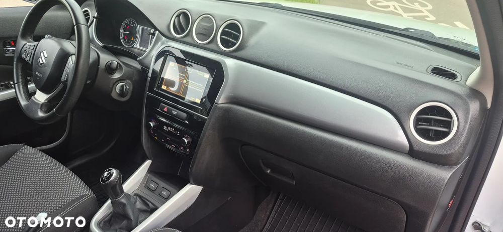 Suzuki Vitara 1.6 (4x2) Comfort+ - 9
