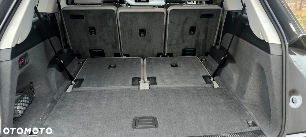 Audi Q7 - 15