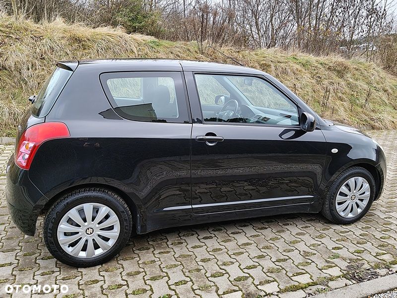 Suzuki Swift 1.3 Comfort - 30