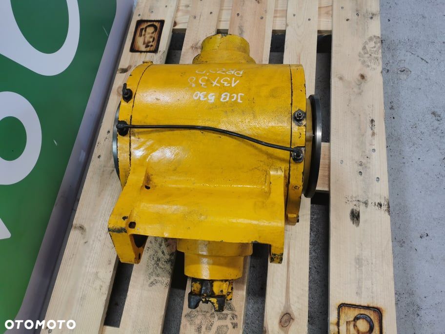 Atak kompletny JCB 530-70 {13X38 przód} - 2