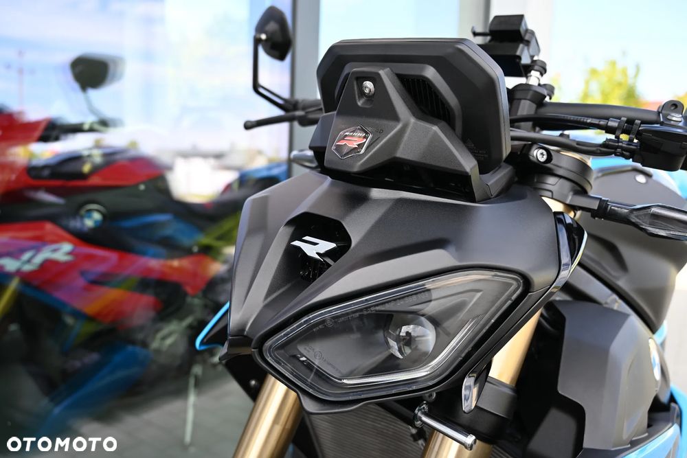 BMW S - 39
