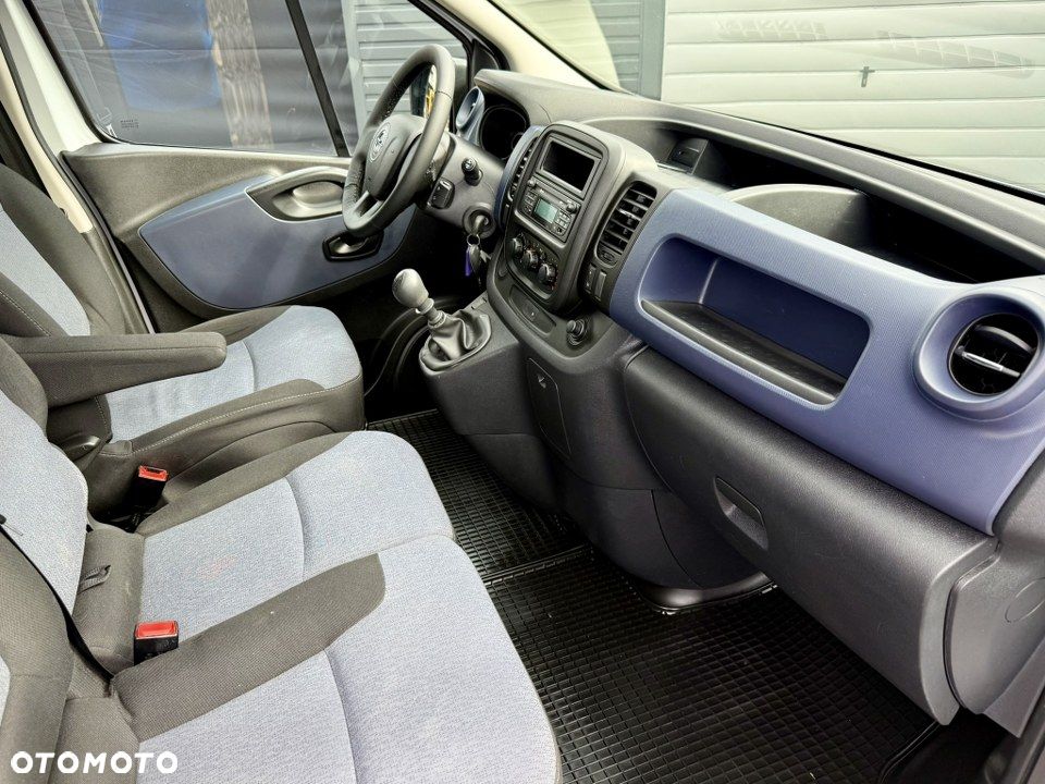 Opel Vivaro - 28