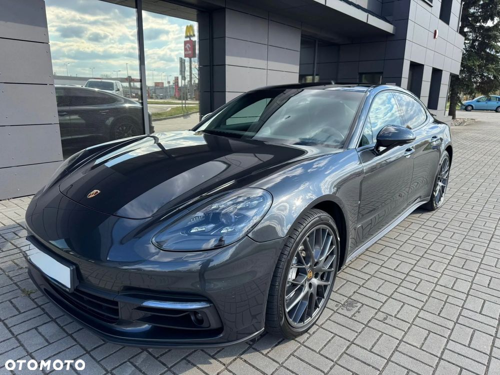 Porsche Panamera 4 Platinum Edition - 7