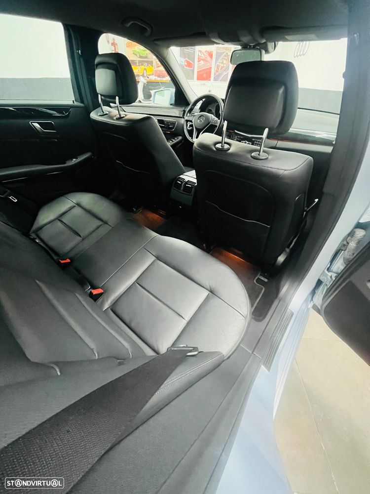 Mercedes-Benz E 300 Bluetec Hybrid Avantgarde - 32