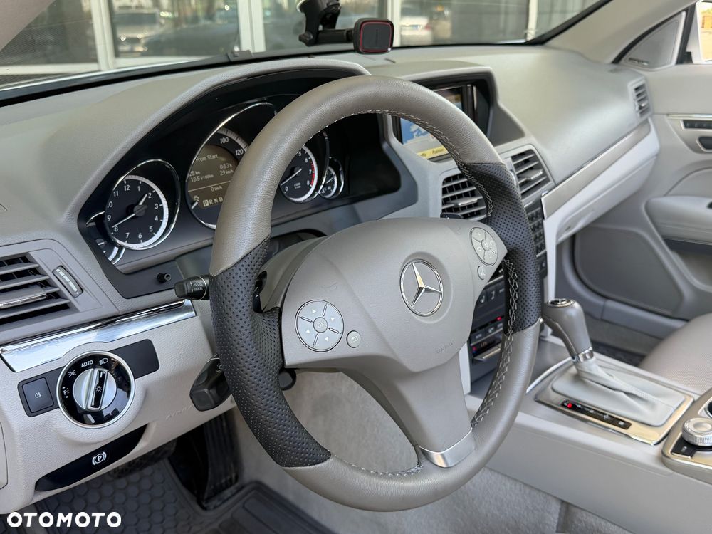 Mercedes-Benz Klasa E 500 7G-TRONIC Prime Edition - 26