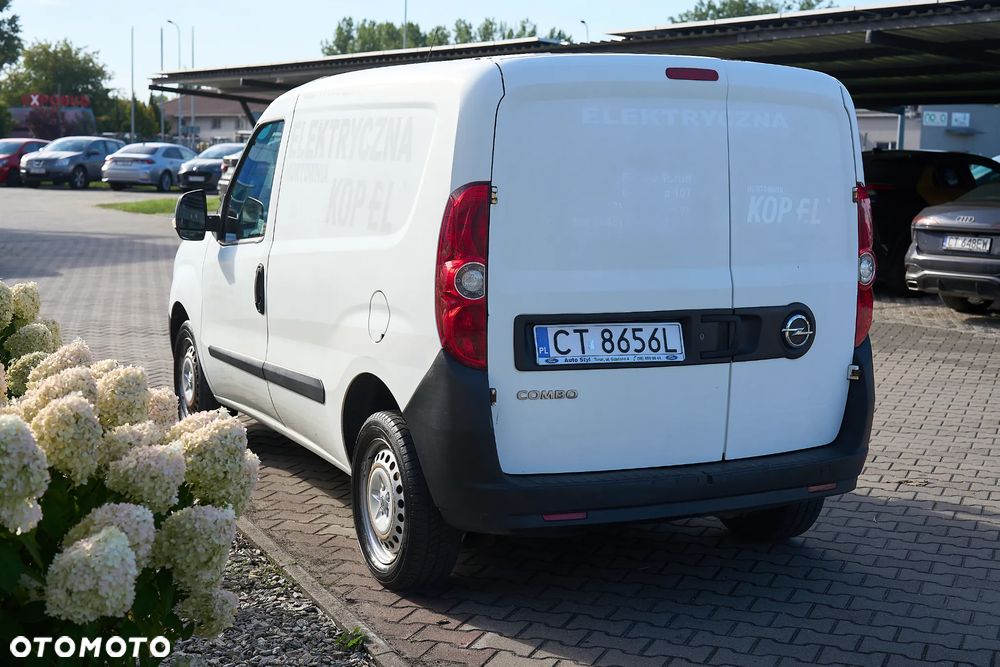 Opel Combo 1.4 Enjoy - 4