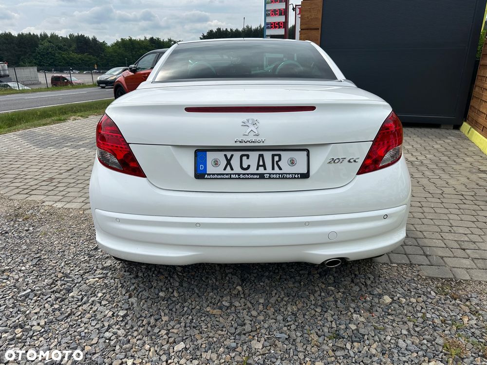 Peugeot 207 - 24