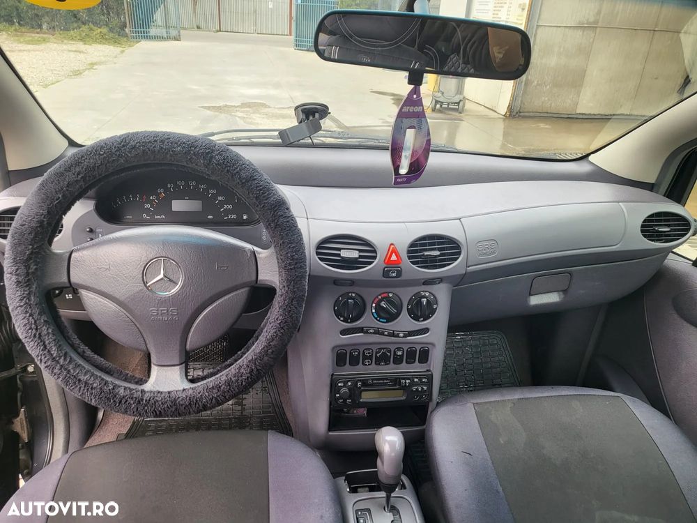 Mercedes-Benz EQA - 5
