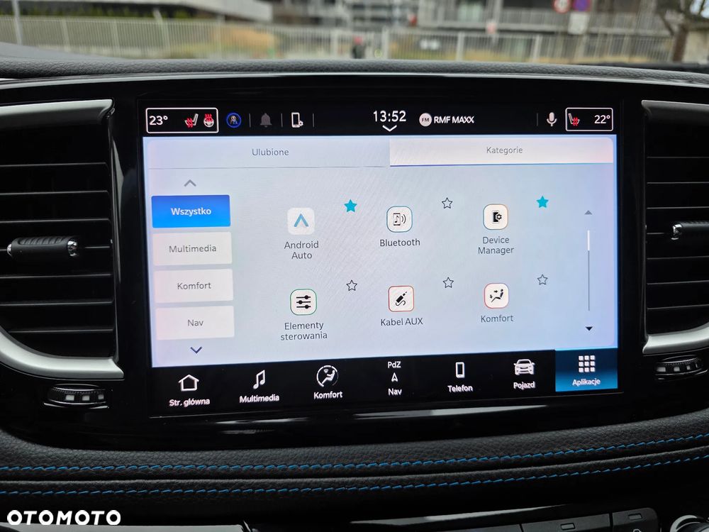 Chrysler Pacifica - 17