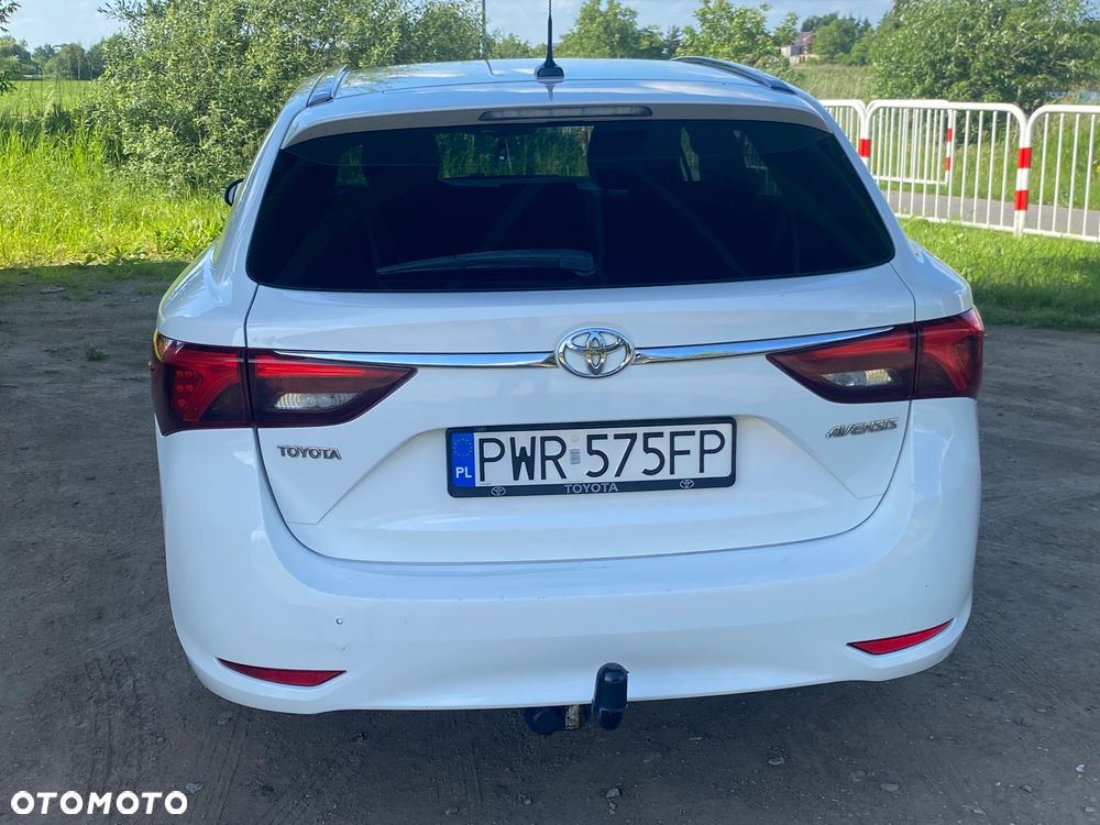 Toyota Avensis 2.0 D-4D Selection - 2