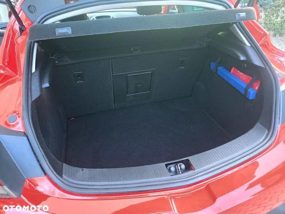 Opel Astra 1.6 Turbo Edition - 15