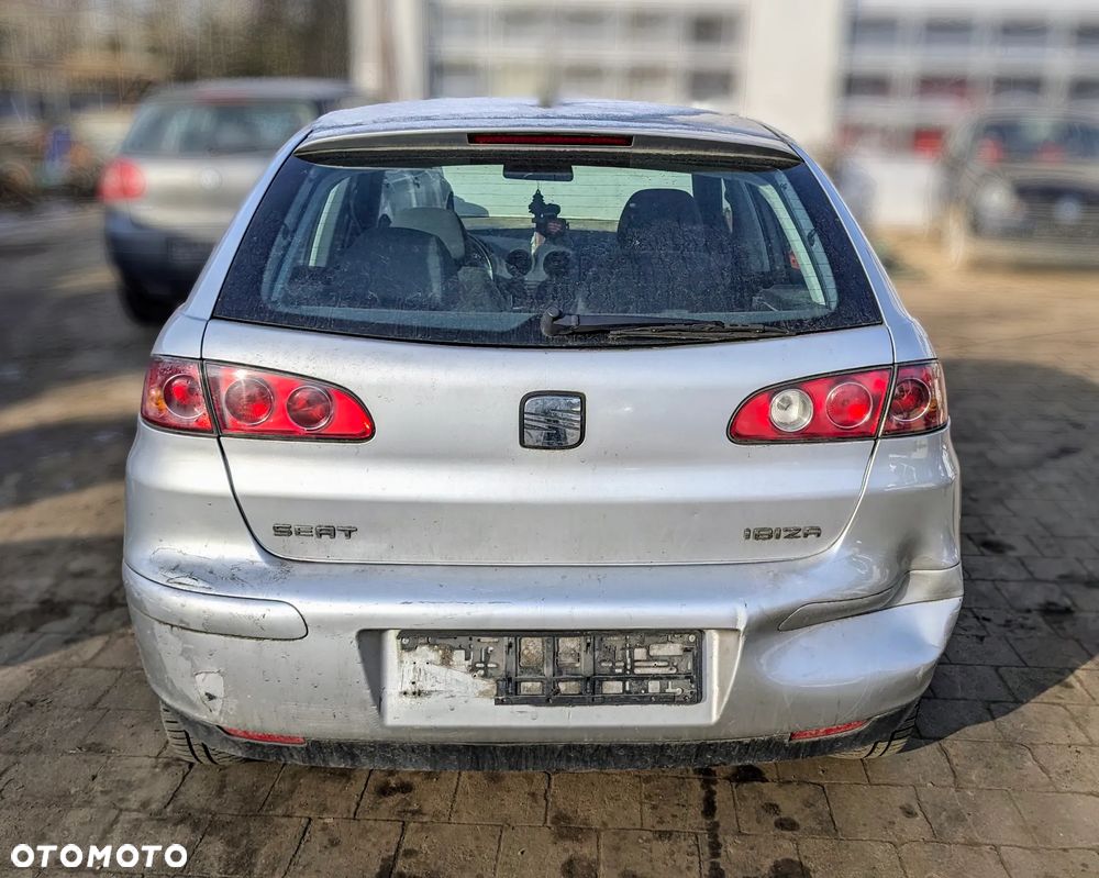 Seat Ibiza III 1.2 benz 47kw 2002 L57W na części - 4
