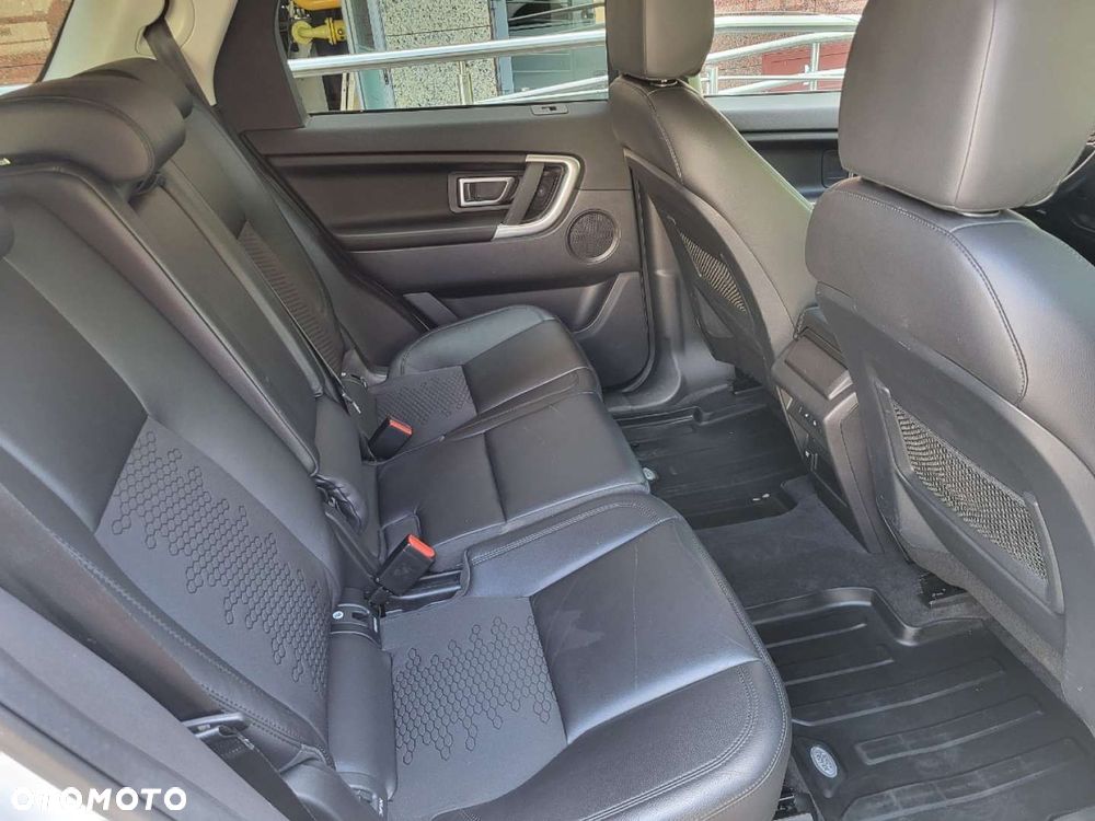 Land Rover Discovery Sport - 9