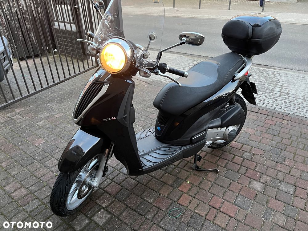 Piaggio Carnaby - 1