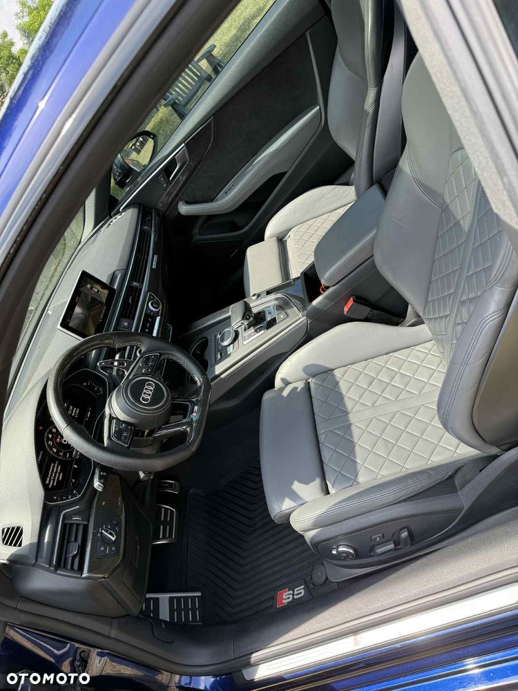 Audi S5 Coupé - 36