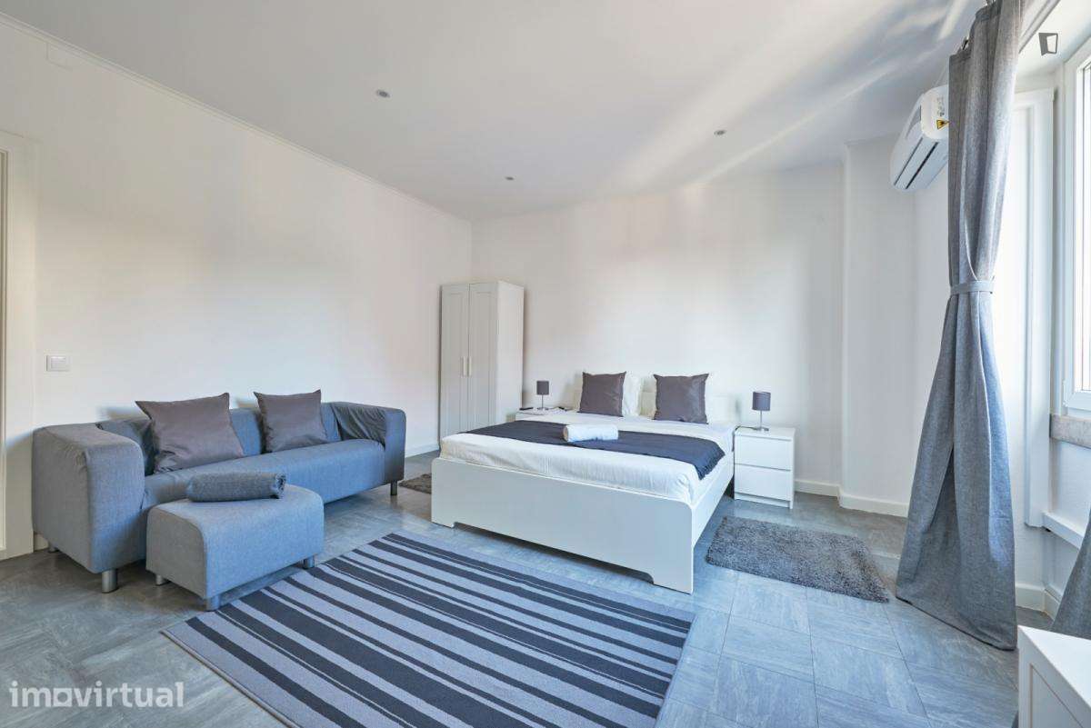 Quarto - localizado em Picoas Lisbon - Grande imagem: 4/24