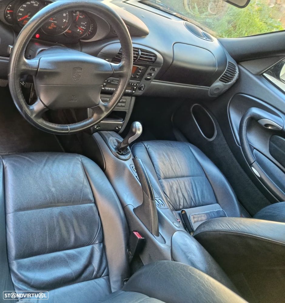 Porsche 911 (996) - 8