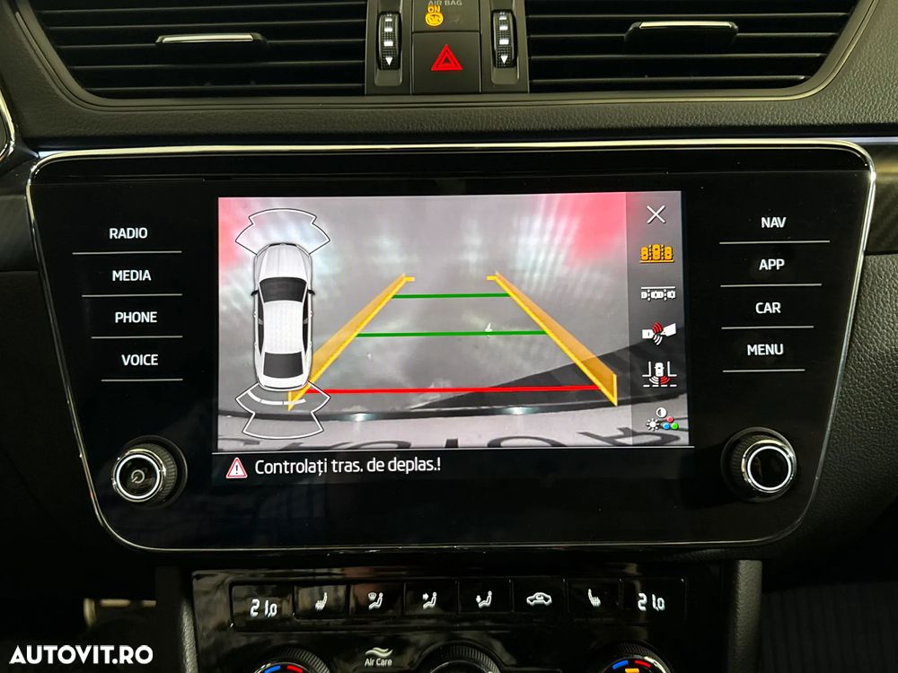 Skoda Superb 2.0 TDI DSG Sportline - 21