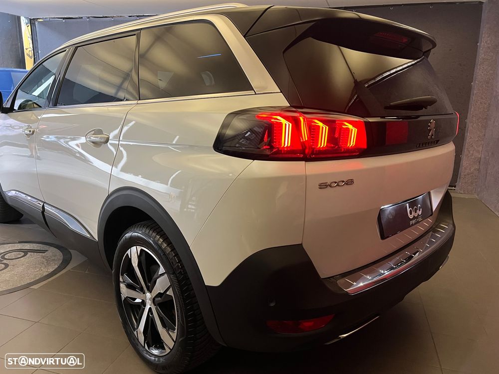 Peugeot 5008 1.5 BlueHDi GT Line EAT8 - 5