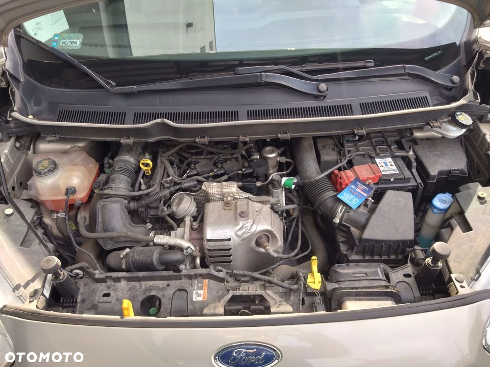 Ford Tourneo Courier 1.0 EcoBoost Titanium - 21