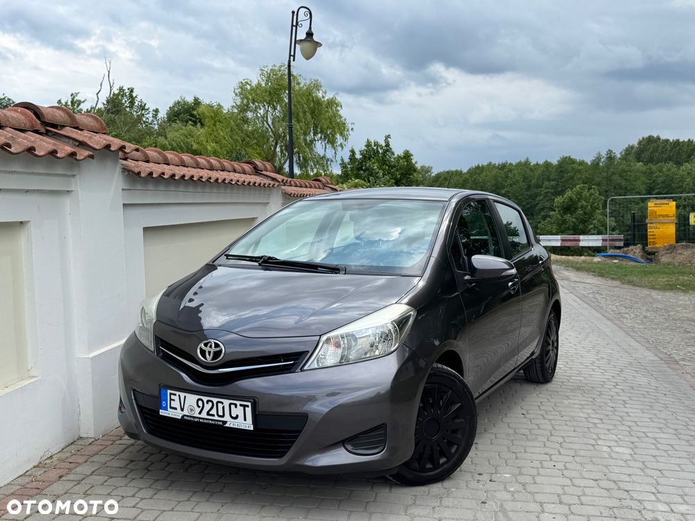 Toyota Yaris - 4