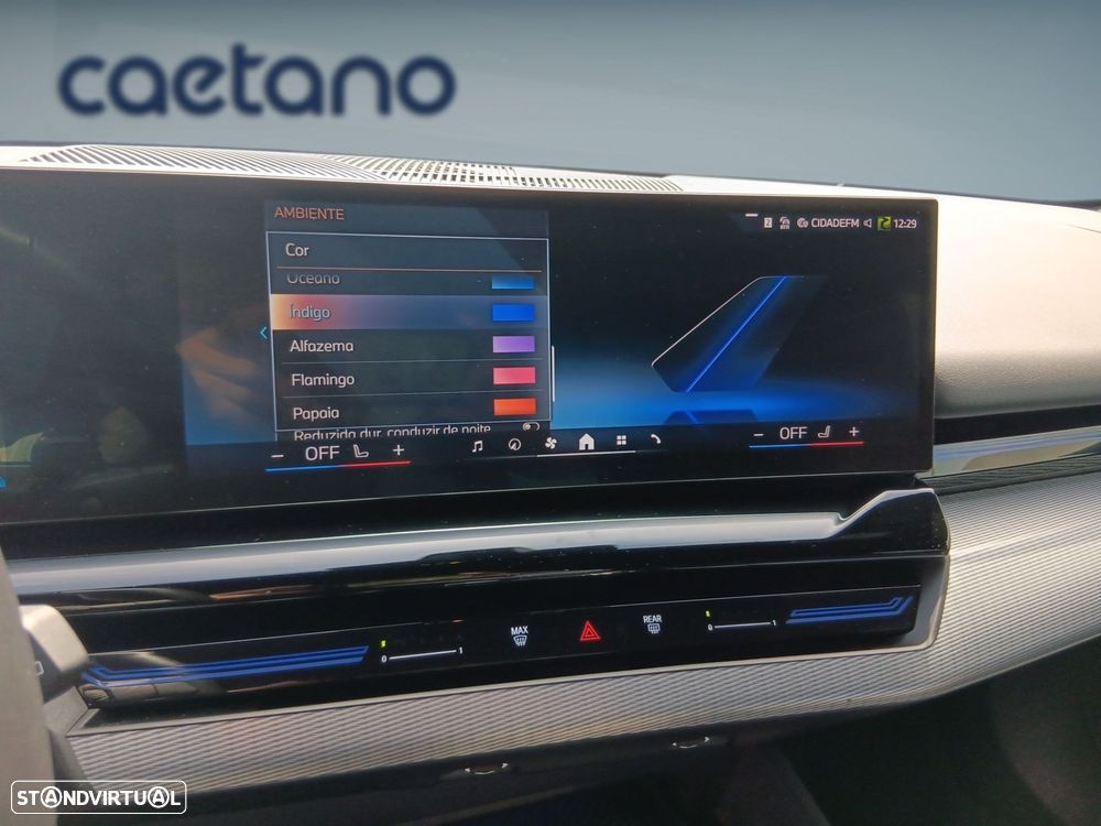 BMW 530 e Pack Desportivo M - 18