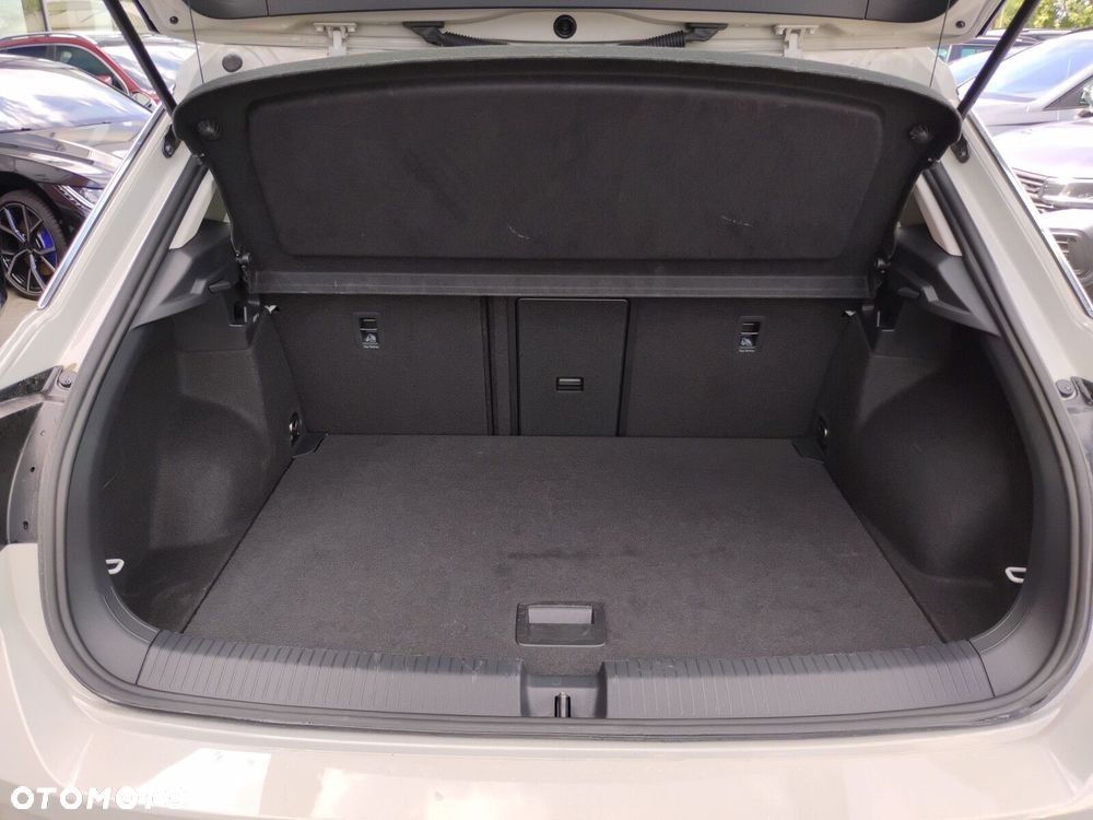 Volkswagen T-Roc - 32