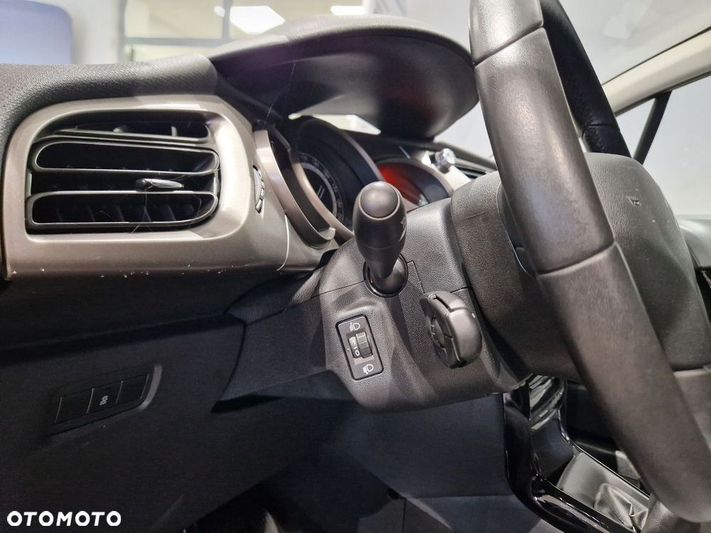 Citroën C3 1.0 PureTech Attraction - 12