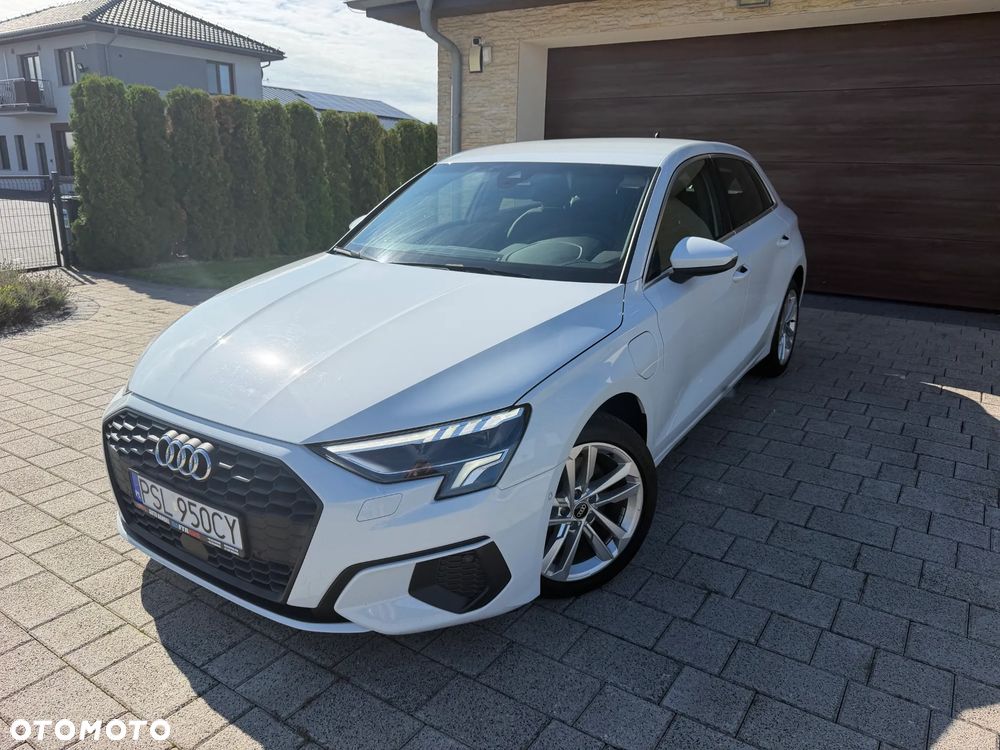 Audi A3 Sportback - 2