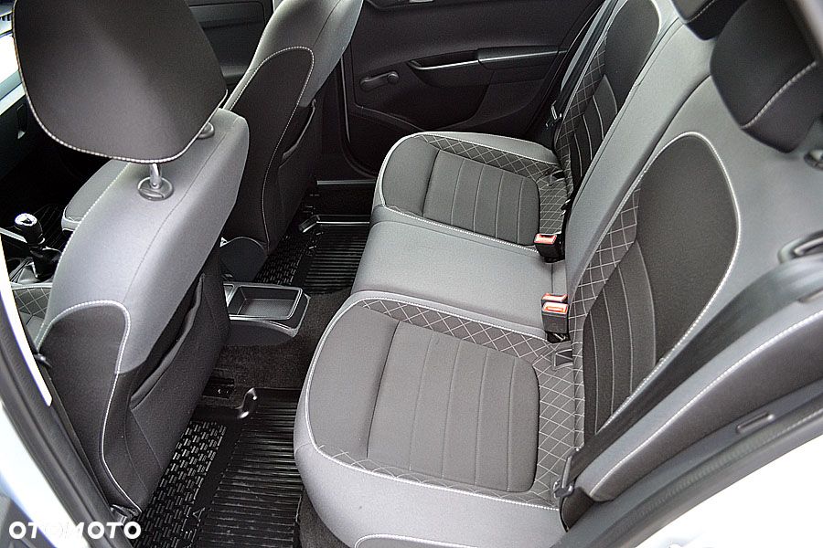 Skoda Fabia 1.0 TSI Style Color - 15