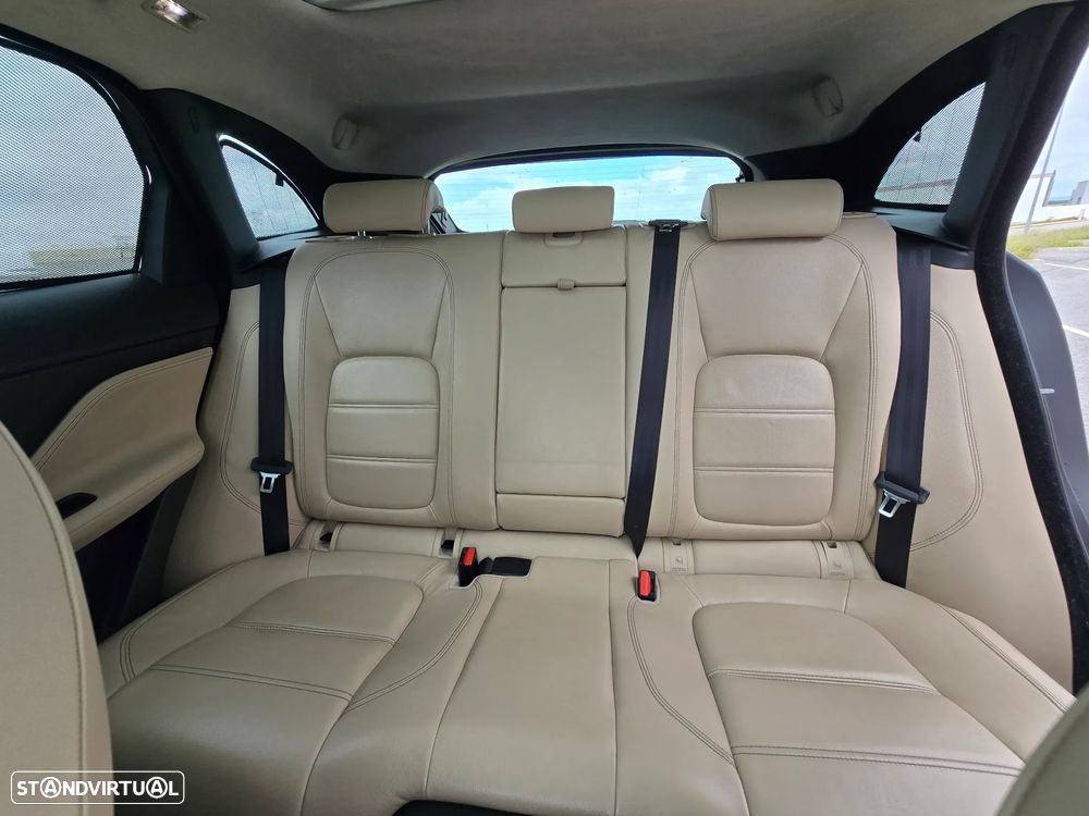 Jaguar F-Pace 2.0 i4D Pure Aut. - 20