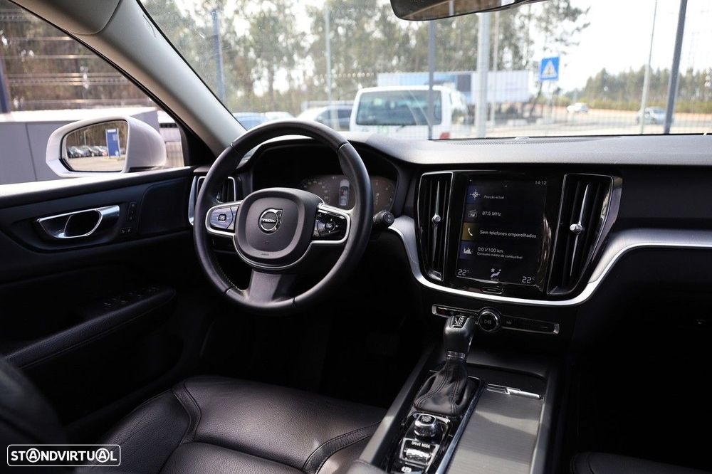 Volvo V60 Cross Country 2.0 D4 Geartronic - 20